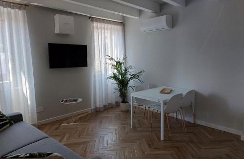 San Zeno Apartamento | HomeThirtyFour