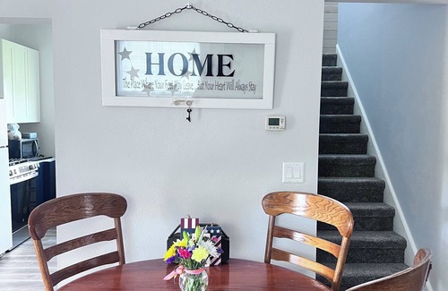 Gothenburg Casa | Hometown RetreatnTremendous 5-bedroom house with AC in charming Gothenburg