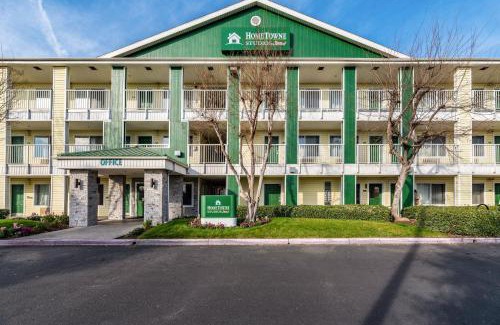 Fresno Hotel | HomeTowne Studios by Red Roof Fresno - West