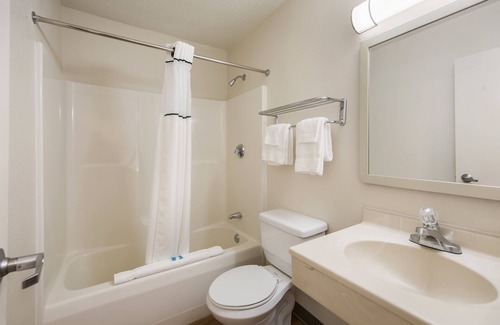 Arcadia Hotel | HomeTowne Studios by Red Roof Spartanburg - Asheville Highway
