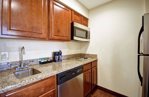North Charleston Hotel | Homewood Suites by Hilton Charleston Airport