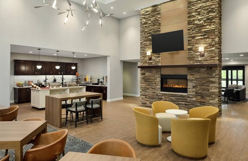 South Burlington Hotel | Homewood Suites by Hilton Burlington