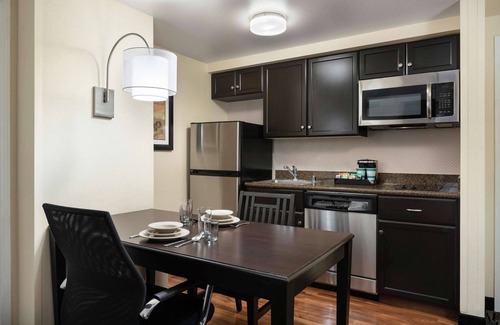 Anaheim Resort Hotel | Homewood Suites by Hilton Anaheim-Main Gate Area