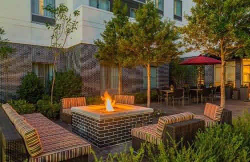 Downtown Little Rock Hotel | Homewood Suites by Hilton Little Rock Downtown