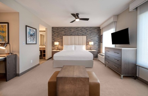 Downtown Hotel | Homewood Suites by Hilton Providence Downtown