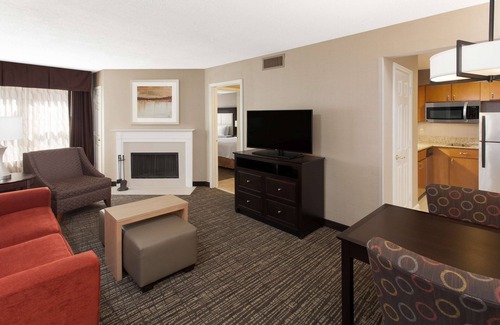 Indianapolis Hotel | Homewood Suites by Hilton Indianapolis-Keystone Crossing