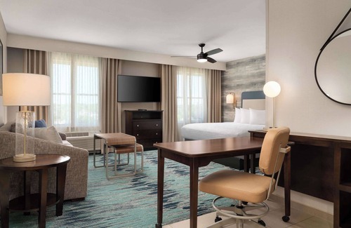 Middletown Hotel | Homewood Suites by Hilton Newport Middletown, RI