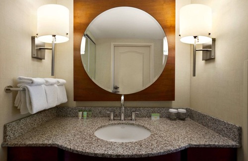 Harbor East Hotel | Homewood Suites by Hilton Baltimore