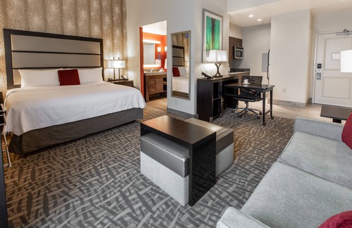 Charlotte Hotel | Homewood Suites by Hilton Charlotte Ballantyne, NC