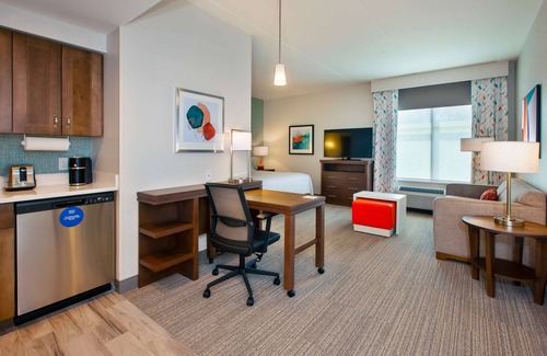 Easton Hotel | Homewood Suites by Hilton Columbus/Easton, OH