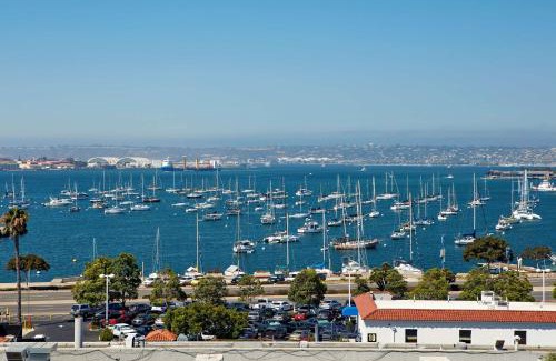 Harborview Hotel | Homewood Suites by Hilton San Diego Downtown/Bayside