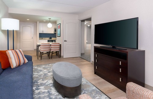 Readville Hotel | Homewood Suites by Hilton Boston/Canton, MA