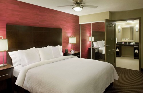 Vaughan Hotel | Homewood Suites by Hilton Toronto Vaughan