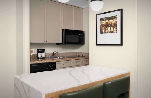 Irving Hotel | Homewood Suites by Hilton Irving - DFW Airport