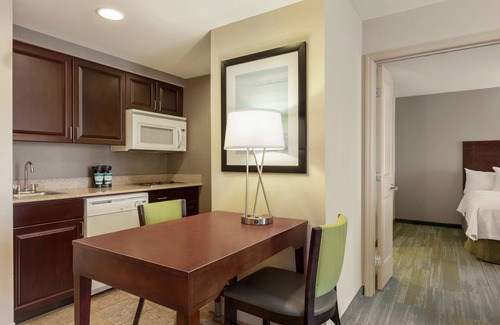 Macon Hotel | Homewood Suites by Hilton Macon-North