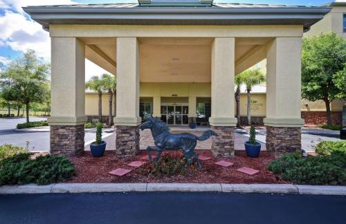 Ocala Hotel | Homewood Suites by Hilton Ocala at Heath Brook
