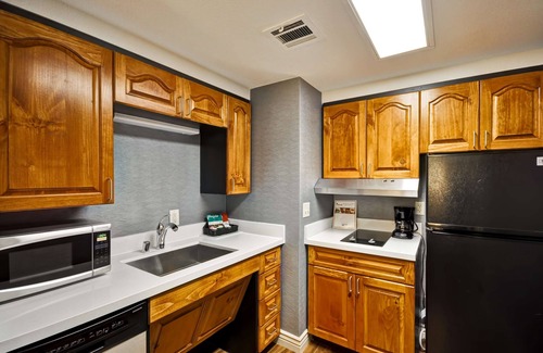Camelback East Hotel | Homewood Suites by Hilton Phoenix-Biltmore