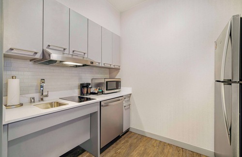 Plano Hotel | Homewood Suites by Hilton Plano- Richardson