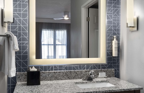 Northeast Columbus Hotel | Homewood Suites by Hilton Columbus/Airport