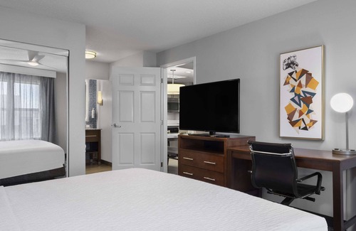 Northeast Columbus Hotel | Homewood Suites by Hilton Columbus/Airport