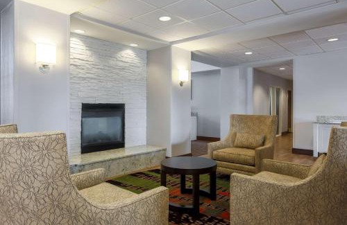 Fossil Creek Hotel | Homewood Suites by Hilton Ft. Worth-North at Fossil Creek