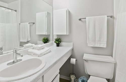 Milwood Apartamento | Homey 2br Apt by the Domain, Round Rock, Cedar P.