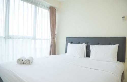 Kayu Putih Apartamento | Homey and Comfortable 2BR Tifolia Apartment By Travelio