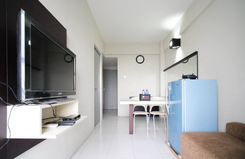 Surabaya Apartamento | Homey And Comfy 2Br At Dian Regency Apartment