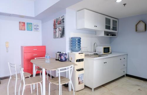 Braga Apartamento | Homey and Cozy 1BR Apartment at Braga City Walk By Travelio