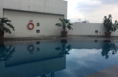 Braga Apartamento | Homey and Cozy 1BR Apartment at Braga City Walk By Travelio