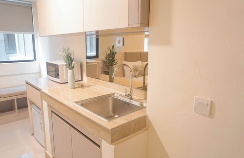 Cikarang Apartamento | Homey And Minimalist Studio Apartment Meikarta