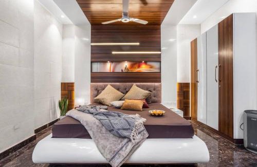 Saket Apartamento | Homlee-Basement Flat with kitchen in Saket, South Delhi