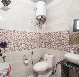Vaishali Apartamento | Homlee-Divya 3BHK-Vaishali Metro-Lift-Max Hospital