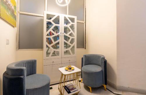 New Friends Colony Apartamento | Homlee-Green Luxury 3BHK-South DEL-NFC-Fortis Hospital