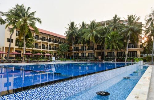 Mui Ne Complejo | Hon Rom Central Beach Resort