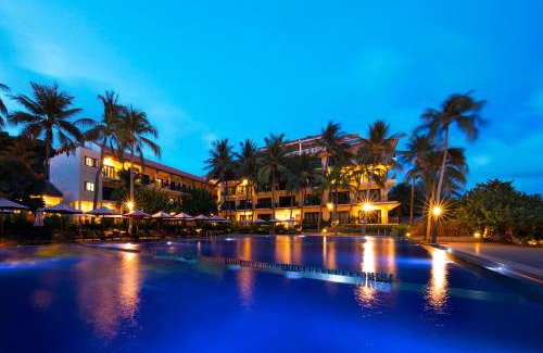 Mui Ne Complejo | Hon Rom Central Beach Resort