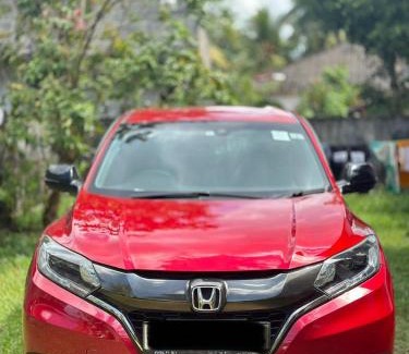 Matugama Alquiler De Eote | Honda Vezel RS