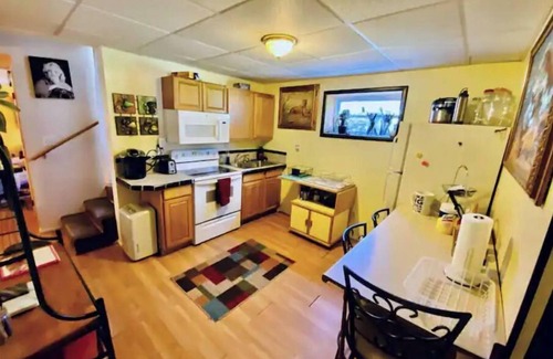 White Mills Apartamento | Honesdale Retreat ~ Hidden Gem - 2 Bedroom Unit