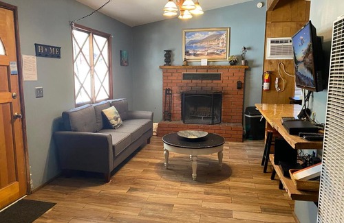 Big Bear Lake Casa | Honey Bear - Close to lake and village