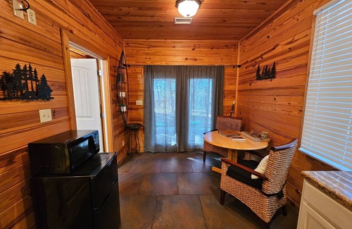 Eureka Springs Apartamento | Honey Bear Haven Suite 1