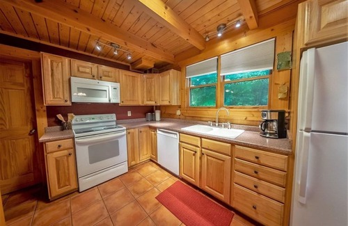 Laurel Lakes Cabina | Un favorito de la oficina! Honey Bee Hill - Carolina Properties Vacation