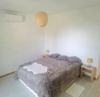 Santo da Serra Casa | Honey Factory House
