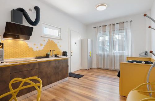 Laives Apartamento | Honey Home With Parking