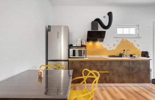 Laives Apartamento | Honey Home With Parking