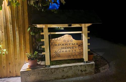 Gorje Apartamento | Honey house