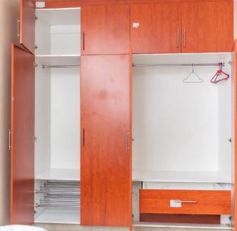 Ngara West Apartamento | Honey Suite Two Bedroom Master & Suite Apartments
