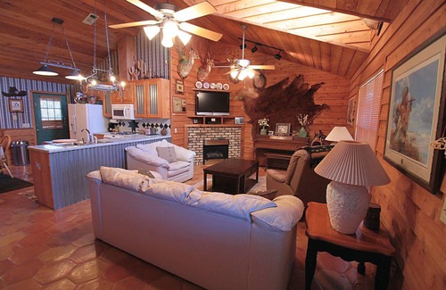 Milton Casa | Ranch House en un lago tranquilo