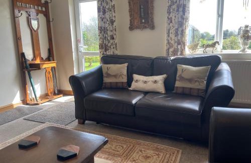 Truro Casa | Honeycomb Cottage - a quiet, charming, cosy retreat in the countryside only 2 miles from one of Cornwall's best beaches
