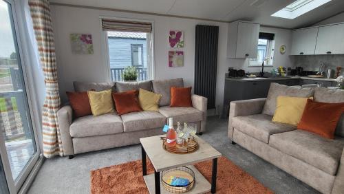 Treator Casa | Honeycomb Lodge - Holiday Home 5 min from Padstow