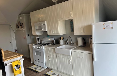 Indian Mountain Casa | Honeydome Hideaway on 2 acres, close to fishing & national forest w/ ATV trails.